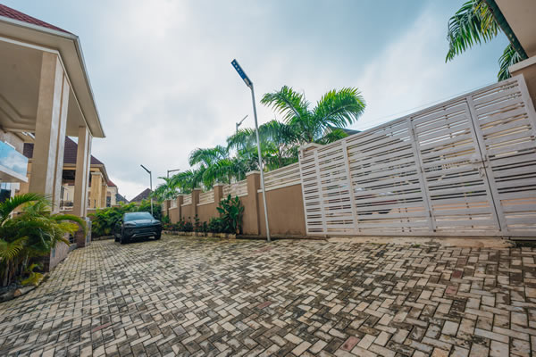 eleven serviced apartment secure parking