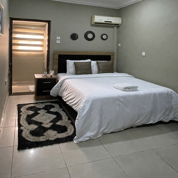 eleven serviced apartment amenities
